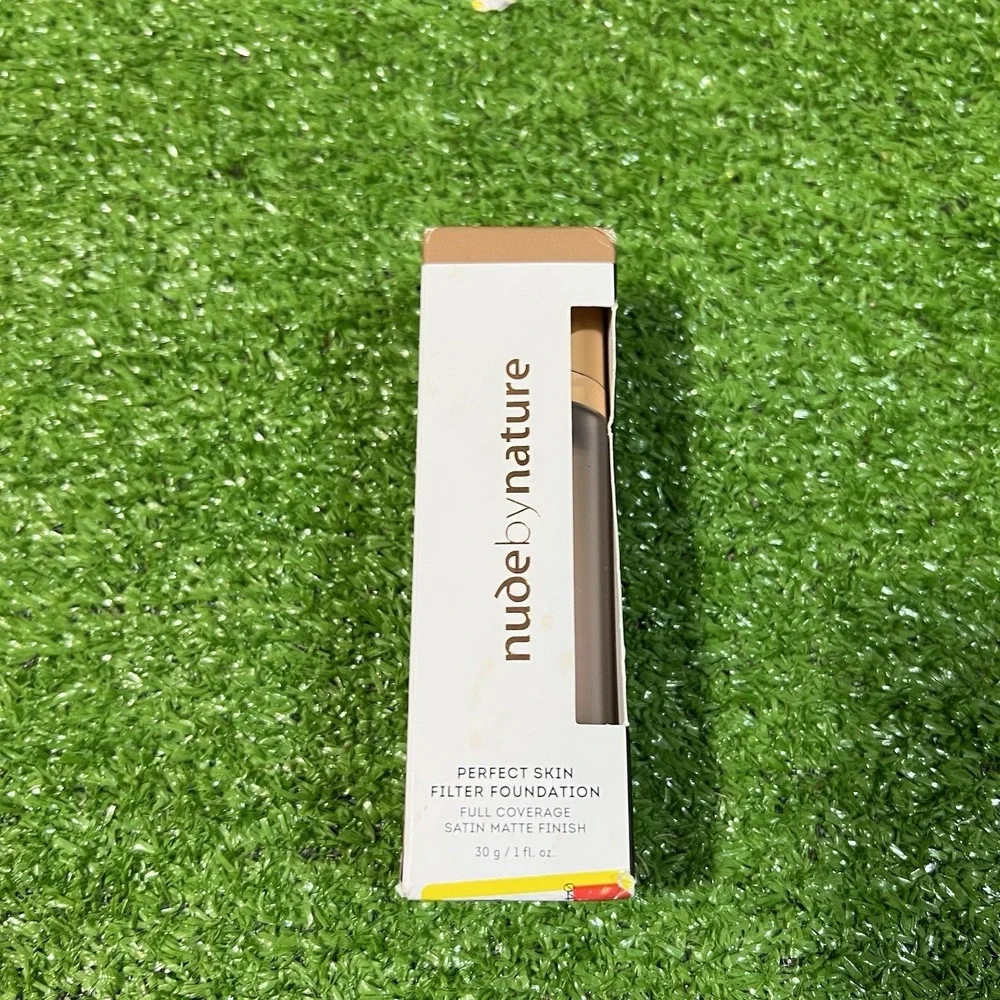 nude by nature foundation N5.5 Honey full coverage foundation Satin matte finish